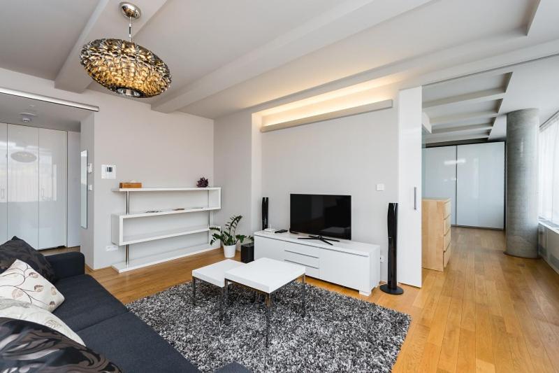Wishlist Residences - Karlin Apartment Prag